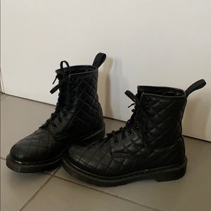 Dr Marten Black Quilted Leather Boots Shoes 38 UK5